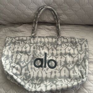 ALO Yoga Gray Tote Bag